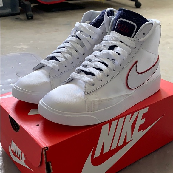 Nike Shoes - Nike Women’s Blazer Mid